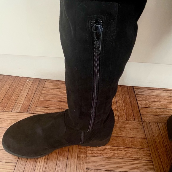 ASOS Stretch Over the Knee Faux Suede Boots in Black - Picture 4 of 9